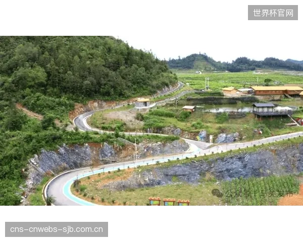 未来三年,体育旅游目的地建设的主战场将下沉至县域,围绕“一县一品”打造特色赛事IP,客流管理系统需求将激增 未来三年,体育旅游目的地建设的主战场将下沉至县域,围绕“一县一品”打造特色赛事IP,客流管理系统需求将激增